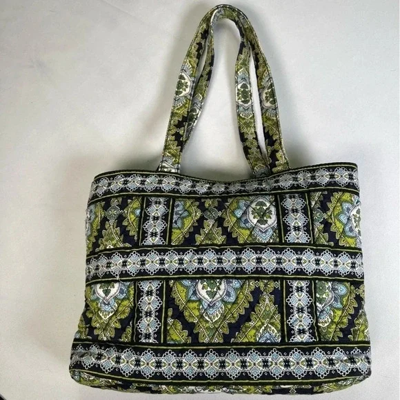 Vera Bradley CAMBRIDGE 11 x 8 like new - Picture 2 of 9
